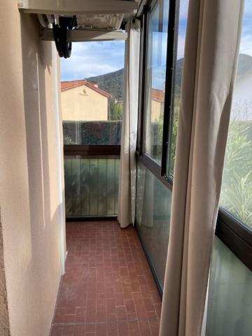 Apartment 33 M2 , Climatise, Parking Exterieur Prive Gratuit Amelie-les-Bains-Palalda